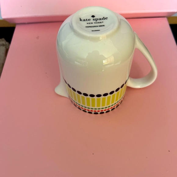NIB Kate Spade Hopscotch drive creamer. - Picture 2 of 3